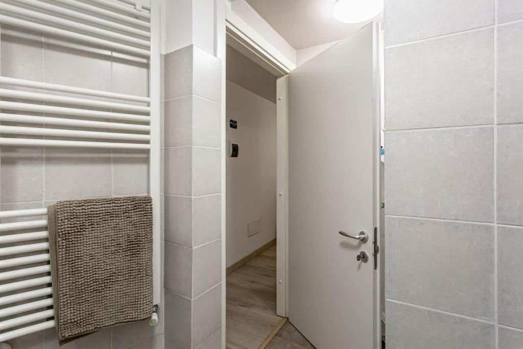 Apartment Adorno 2 - Affitti Brevi Italia Janov Exteriér fotografie