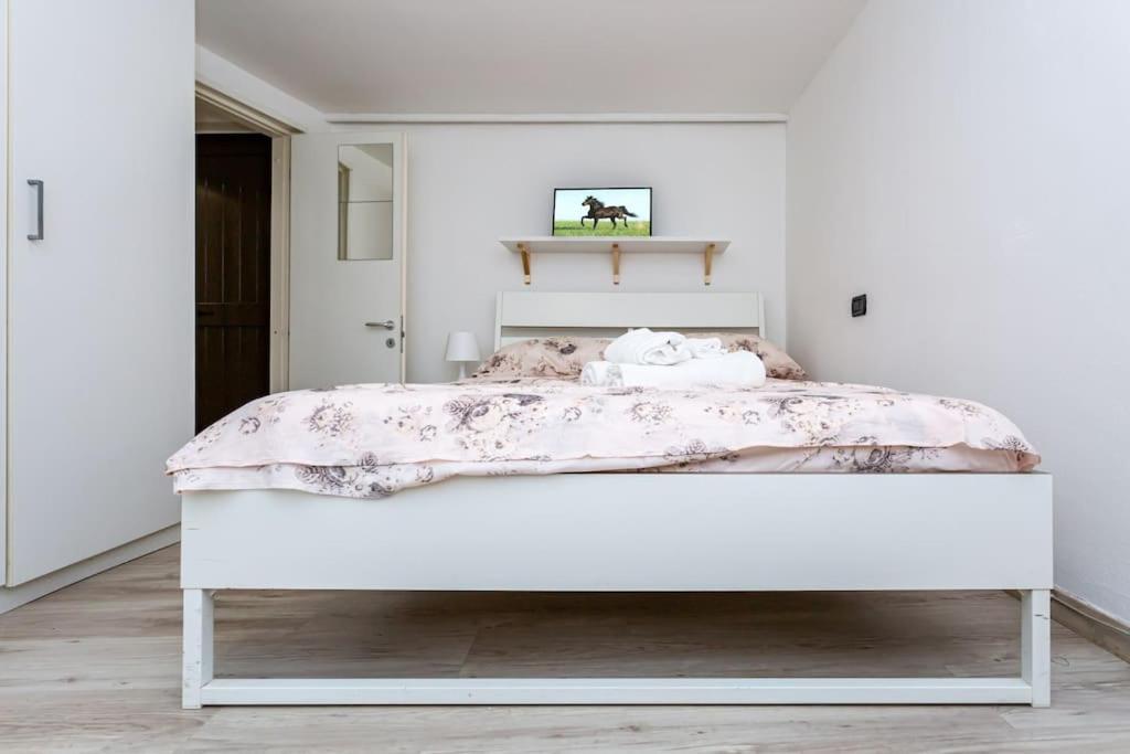 Apartment Adorno 2 - Affitti Brevi Italia Janov Exteriér fotografie