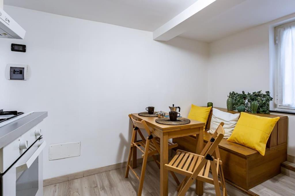 Apartment Adorno 2 - Affitti Brevi Italia Janov Exteriér fotografie