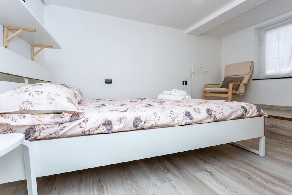 Apartment Adorno 2 - Affitti Brevi Italia Janov Exteriér fotografie
